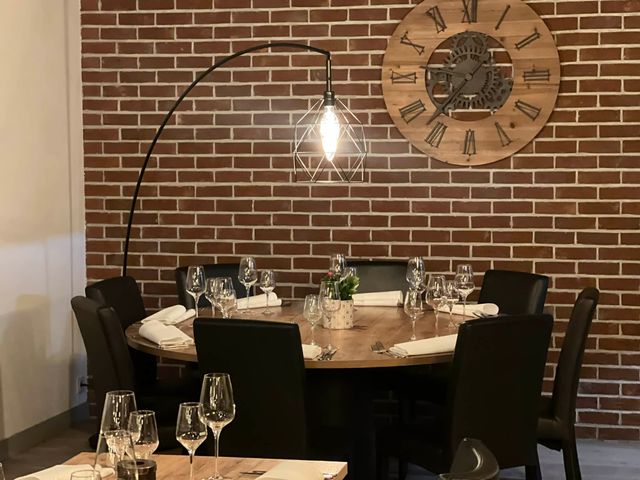 Chez Marie att.uThbOfqt45-BIef_kYFPe_zm3IB0RNif8AaoIW9URuQ.jpeg